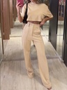 Conjunto de Dos Piezas: Top de Manga Corta con Cuello Redondo y Pantalones Rectos de Cintura Alta Luxeira