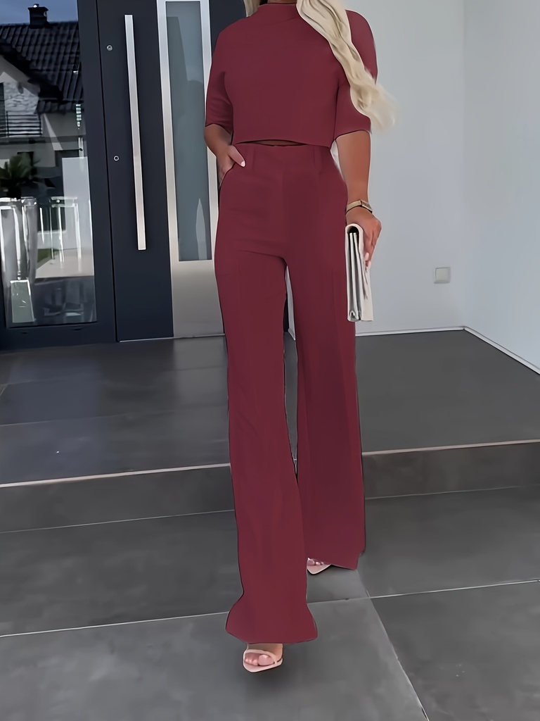Conjunto de Dos Piezas: Top de Manga Corta con Cuello Redondo y Pantalones Rectos de Cintura Alta Luxeira