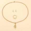 Set de 4 Piezas de Joyería: Collar, Aretes y Anillo con Detalle de Nota Musical
