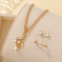 Set de 4 Piezas de Joyería: Collar, Aretes y Anillo con Detalle de Nota Musical