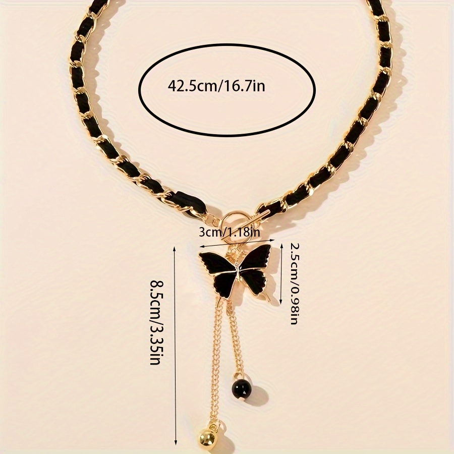 Gargantilla Elegante de Cadena con Diseño de Mariposa
