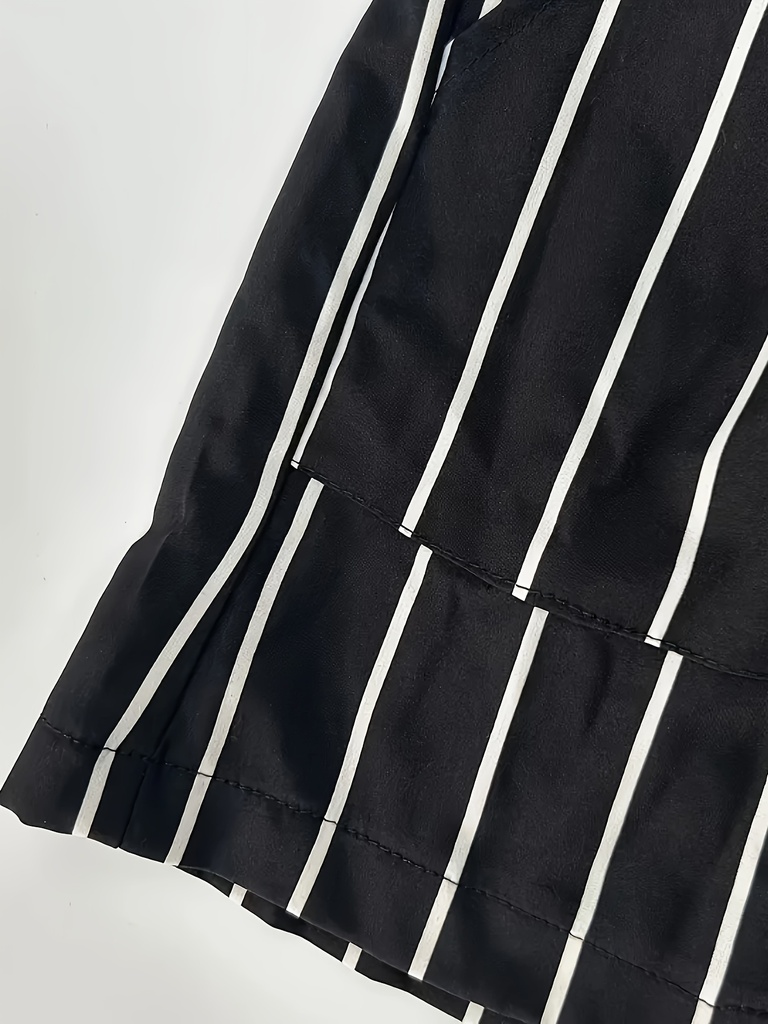 Short con Bolsillos de Rayas Luxeira