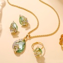 Set de 4 Piezas de Joyería: Lujoso Collar con Colgante de Gota de Vidrio y Pedrería, Juego de Pendientes y Anillo