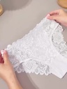 Panty de Encaje con Ribetes Ondulados Luxeira