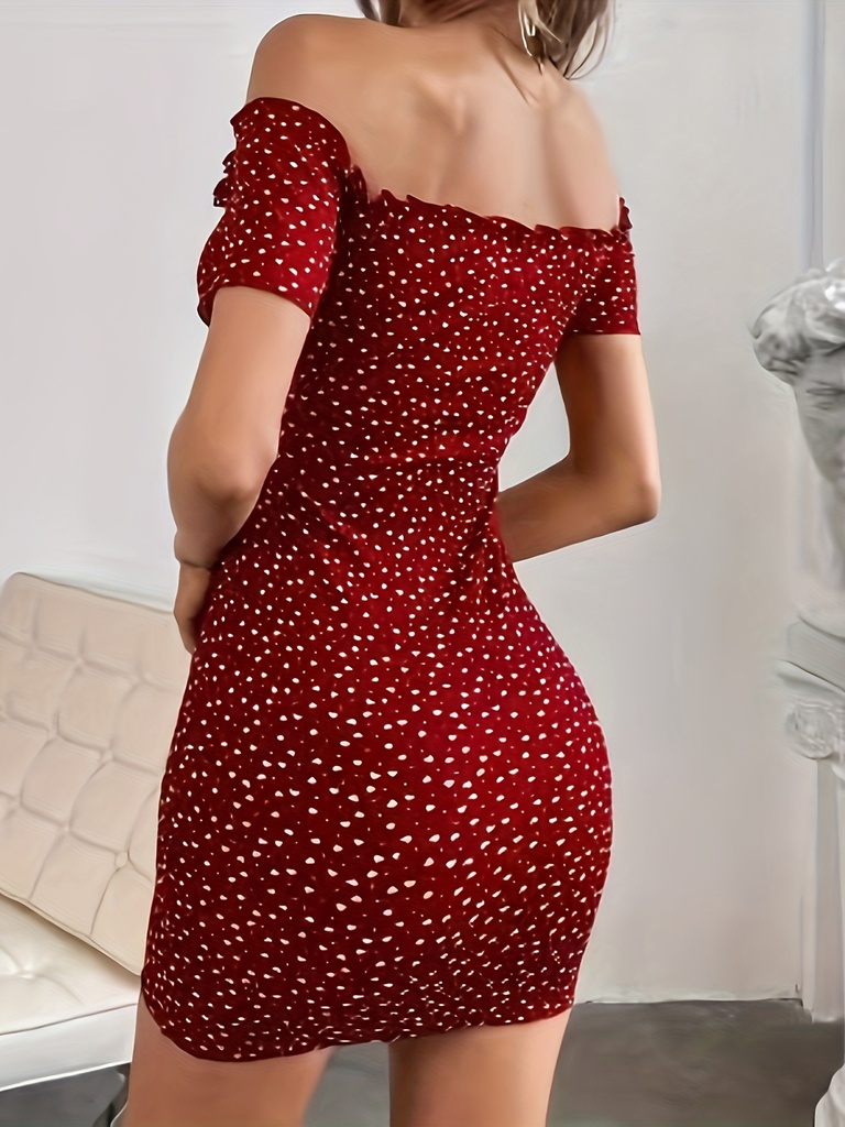 Vestido de Hombro Descubierto con Estampado de Corazones Luxeira