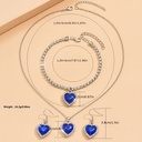 Conjunto de 3 Piezas: Collar, Pulsera y Aretes Plateados con Pedrería Brillante Luxeira