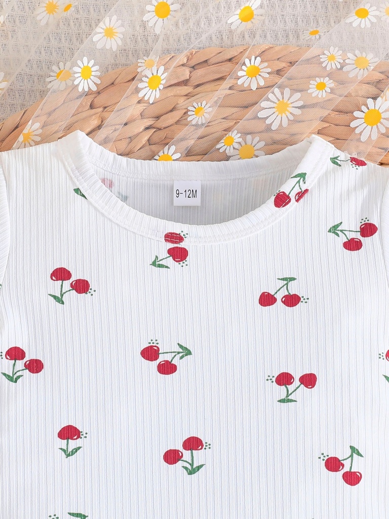 Conjunto de Camiseta y Short con Estampado de Cerezas Luxeira
