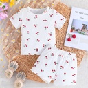 Conjunto de Camiseta y Short con Estampado de Cerezas Luxeira