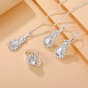 Set de 4 Piezas de Joyería con Forma de Gota de Agua: Collar, Anillo y Pendientes