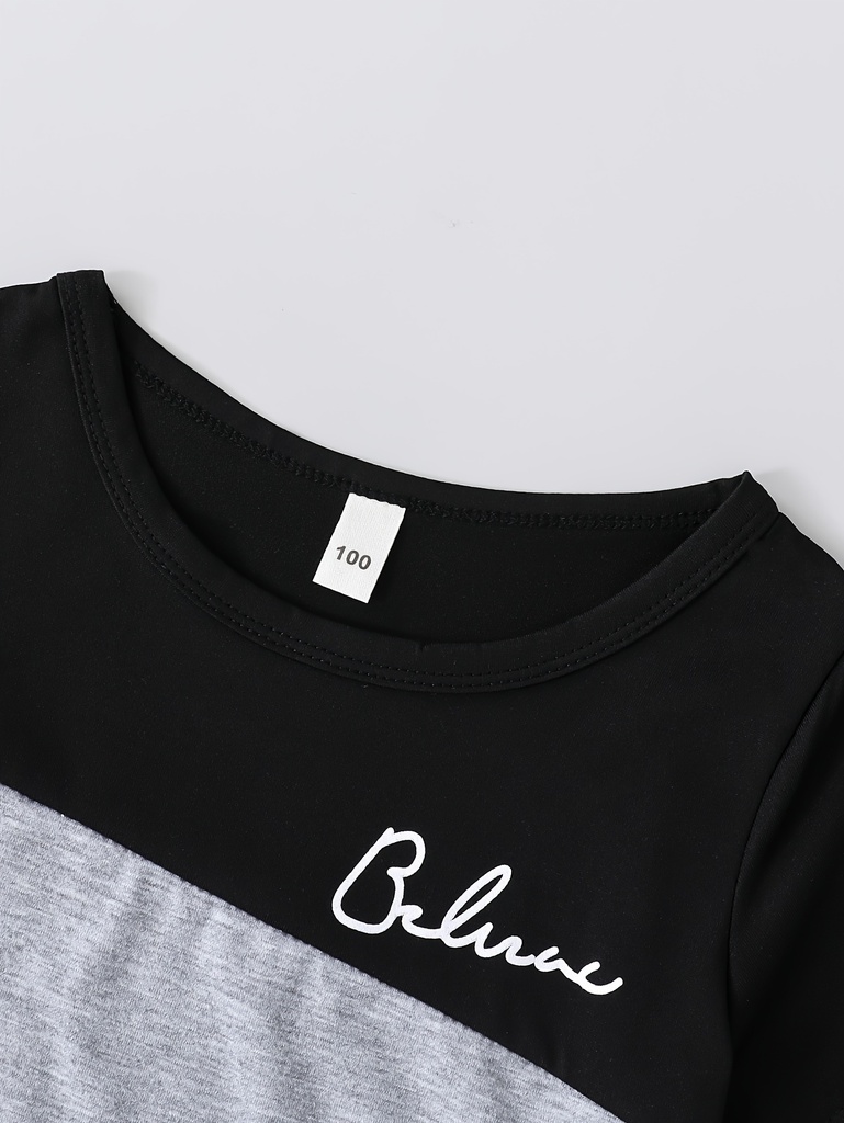 Conjunto de Camiseta con Estampado BELIEVE y Short Luxeira