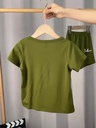 Conjunto de Camiseta con Estampado BELIEVE y Short Luxeira