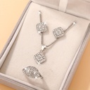 Set de 4 Piezas de Joyería: Collar, Pendientes y Anillo con Artesanía de Aleación