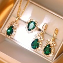 Set de 4 Piezas con Diamantes de Imitación: Collar, Pendientes y Anillo