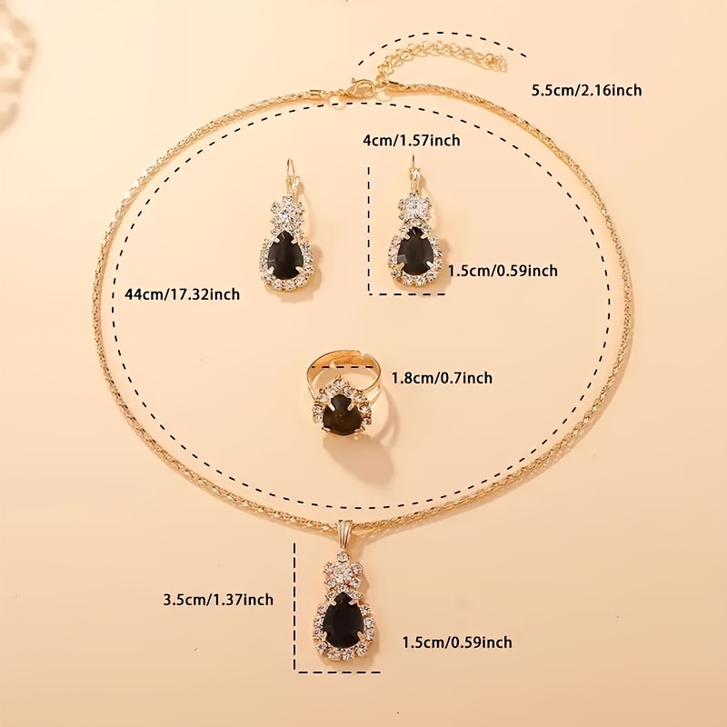 Set de 4 Piezas con Diamantes de Imitación: Collar, Pendientes y Anillo