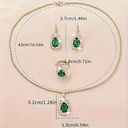 Set de 4 Piezas con Diamantes de Imitación: Collar, Pendientes y Anillo