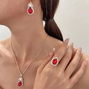 Set de 4 Piezas con Diamantes de Imitación: Collar, Pendientes y Anillo