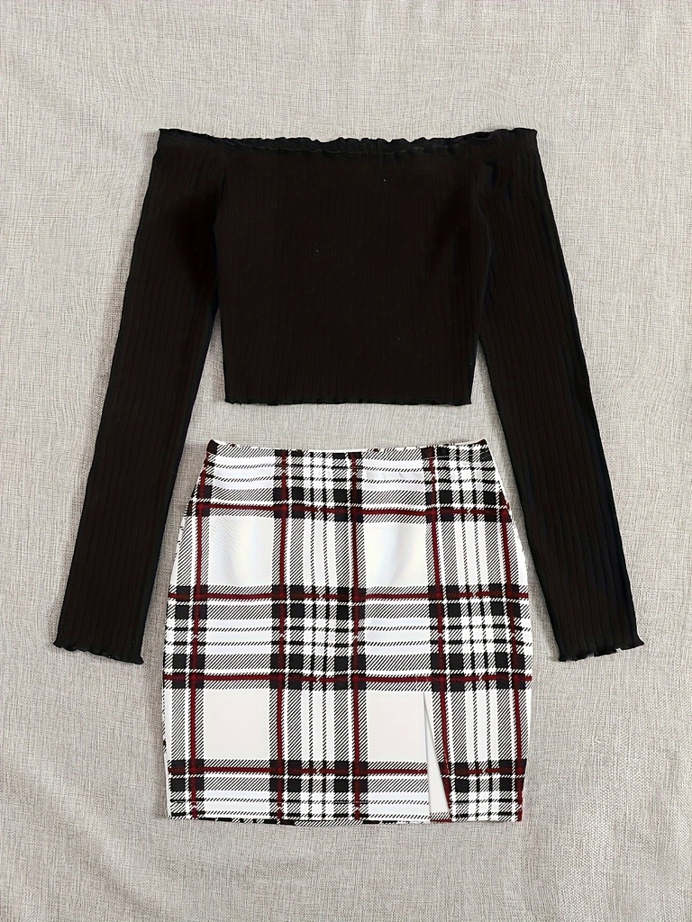 Conjunto de Falda a Cuadros y Top de Manga Larga con Hombros Descubiertos Luxeira