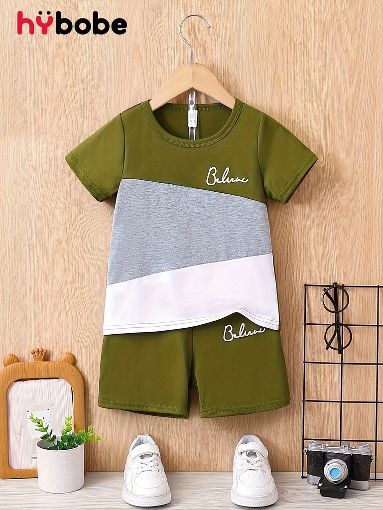 Conjunto de Camiseta con Estampado BELIEVE y Short Luxeira