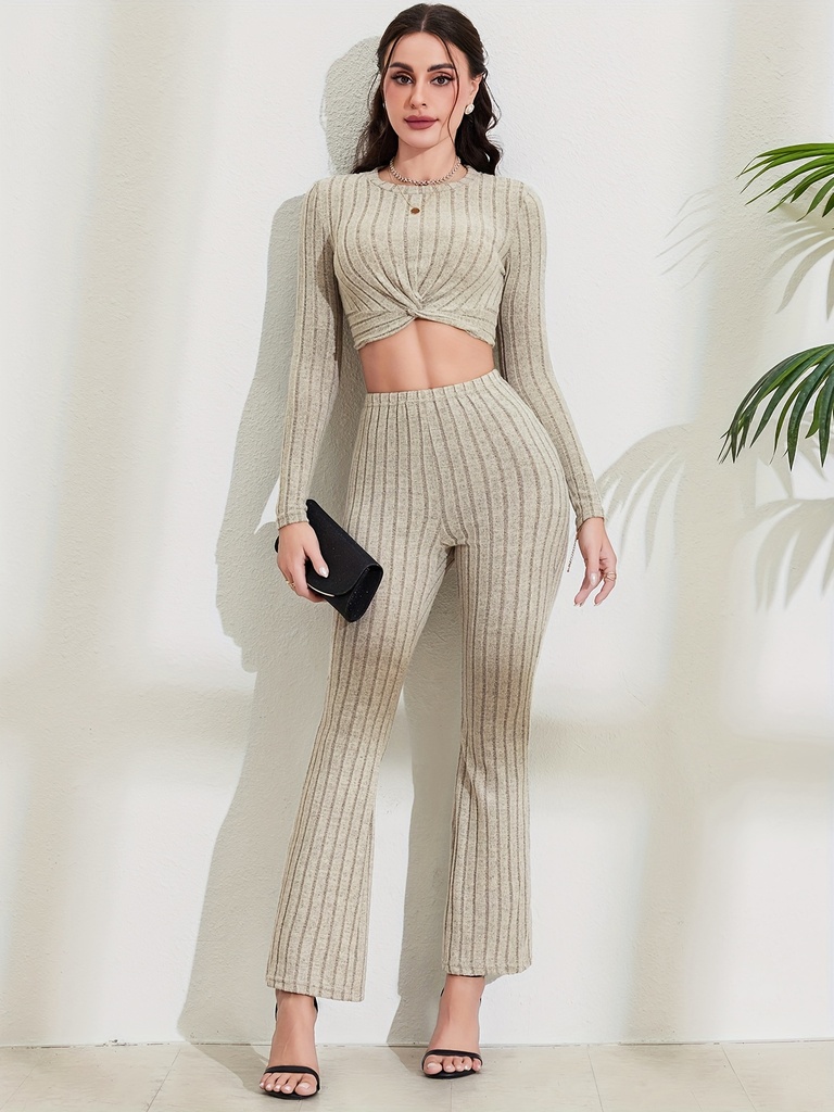 Conjunto Casual: Top de Manga Larga y Pantalón Acanalado Luxeira