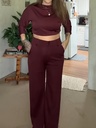 Conjunto de Top Elegante Cropped y Pantalones de Pierna Ancha de Cintura Alta Luxeira