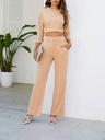 Conjunto de Dos Piezas: Top 3 / 4 con Botones y Pantalones Rectos de Cintura Alta Luxeira