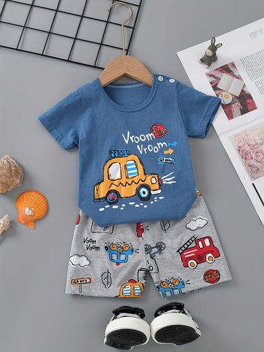 Conjunto de Camiseta y Short con Estampado de Carros Luxeira