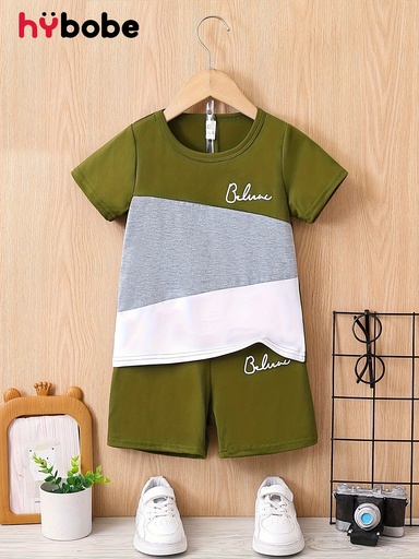 Conjunto de Camiseta con Estampado BELIEVE y Short Luxeira